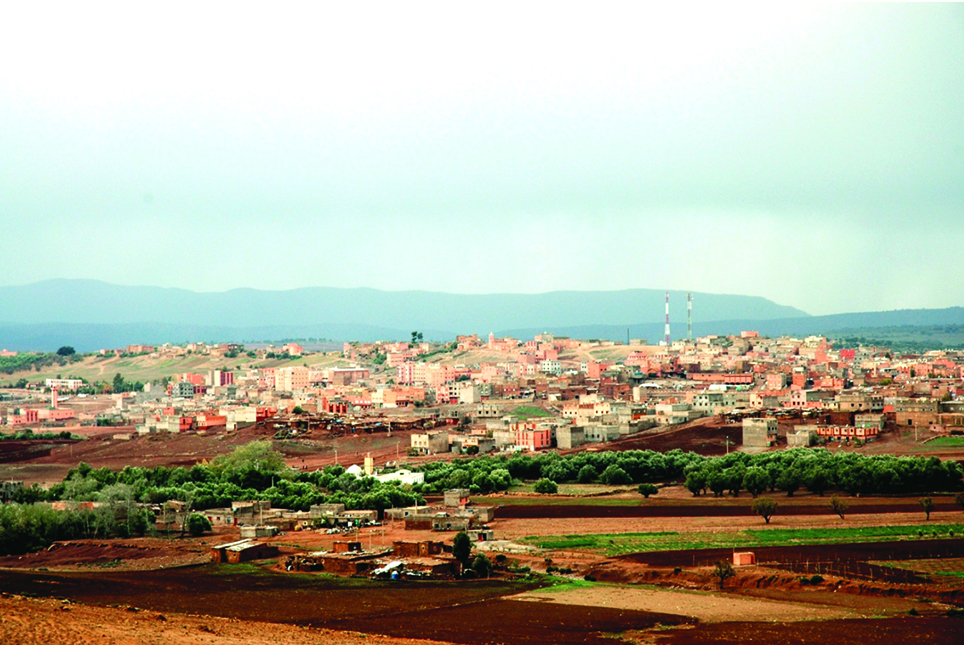 إقليم أزيلال في المغرب  الجنـان المعلقـة