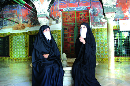 الملاءة...  لباس المرأة القسنطينية التقليدي
