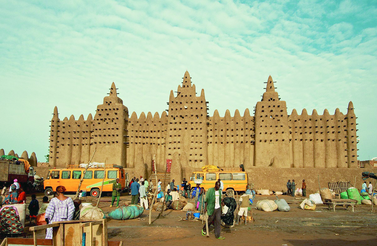 الجامع العتيق في مالي دُرّة العمارة التقليدية بإفريقيا